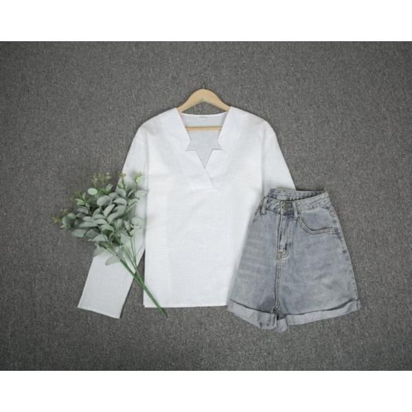 Star Collar Fresh White Top